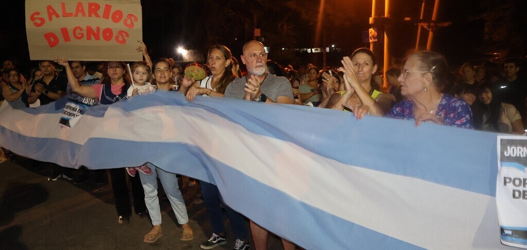TAPA.JPG TAPA.JPG