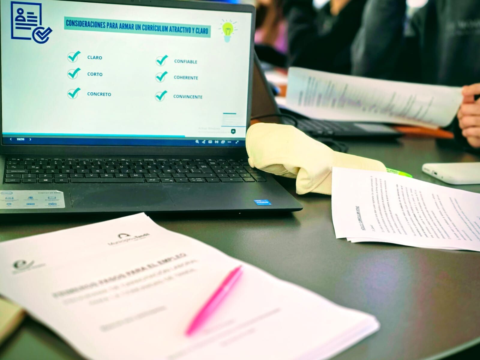 Acuerdo de la Escuela de Talentos con una institución tandilense para la formación e inserción laboral