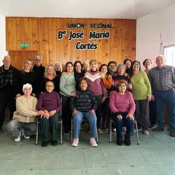 SANTA LUCÍA: Taller de Estimulación Cognitiva en la Unión Vecinal Barrio José María Cortés