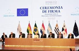 Reconquista «Presente» en la firma del Tratado Mercosur-UE