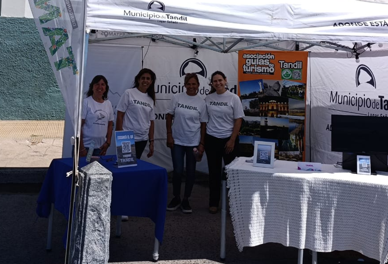 Tandil fortaleció su presencia regional con acciones de promoción turística en Tres Arroyos y Ayacucho