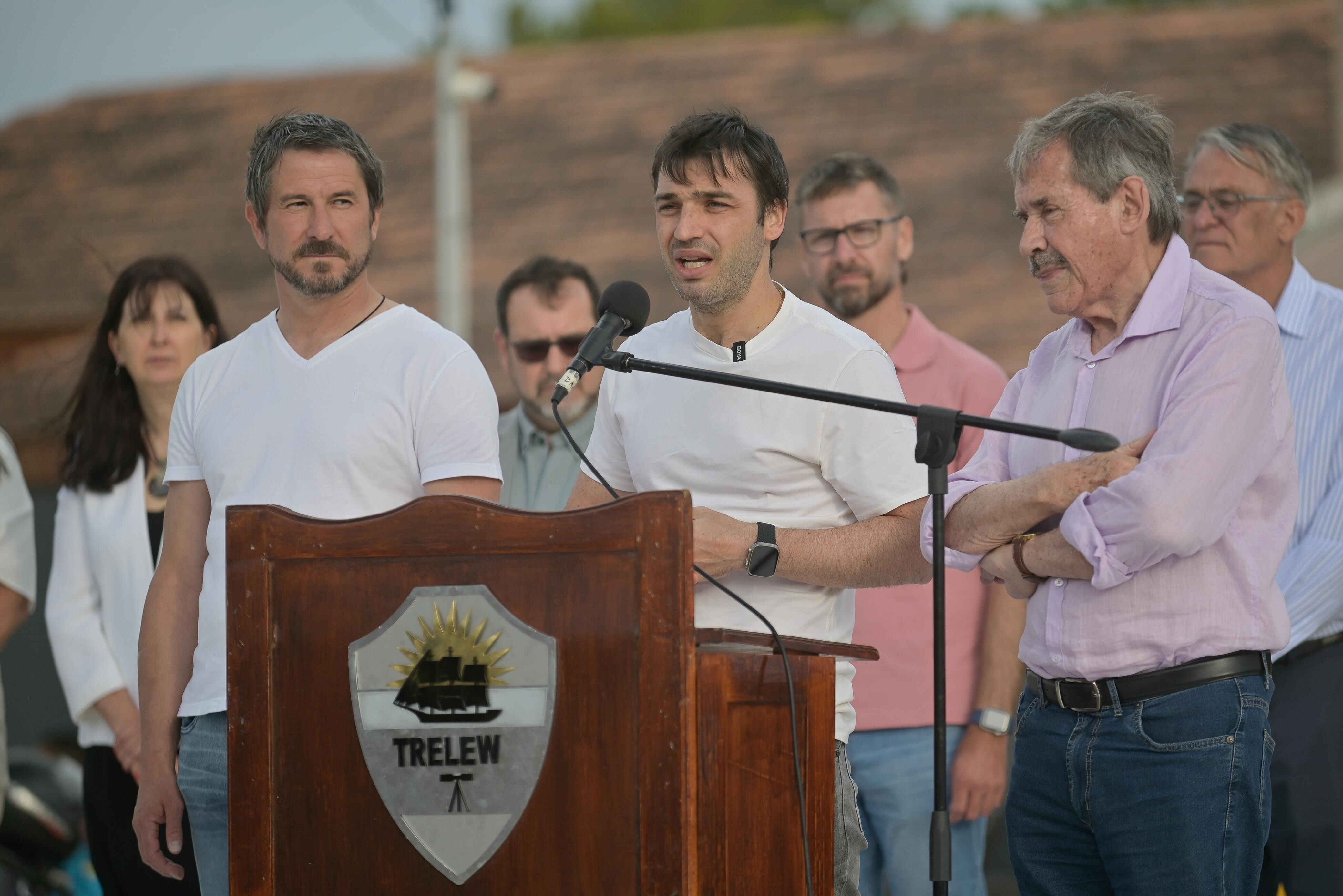 Tw3.jpg Torres anunció la creación de la Sub Zona Franca de Trelew: «Será un antes y un después para la ciudad y para la provincia»