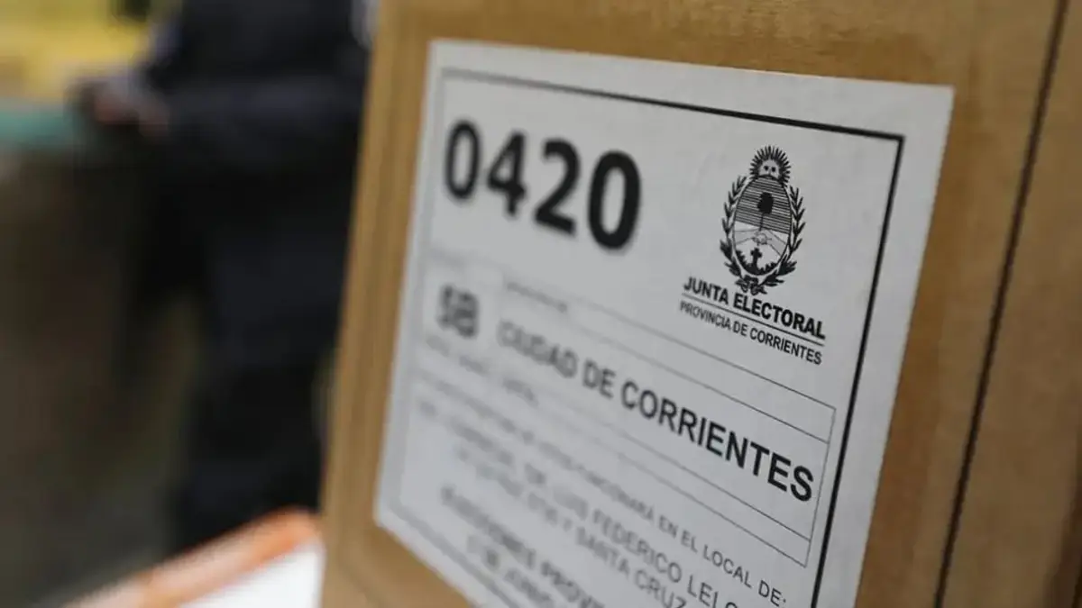 URNAS 1.webp 26-OCTUBRE : La Justicia de Corrientes resolvió parcialmente el conflicto por las elecciones en Esquina