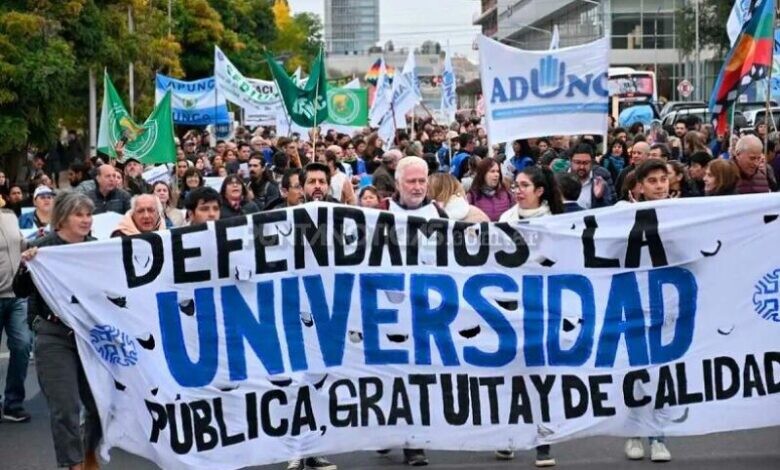 MARCHA FEDERAL UNIVERSITARIA: RECORRIDO, HORARIOS Y LUGARES DE CONCENTRACIÓN EN RESISTENCIA Y CORRIENTES.