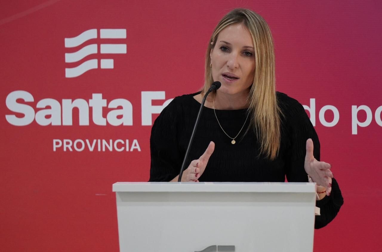 Virginia Coudannes y una Nueva comunicación con la Prensa
