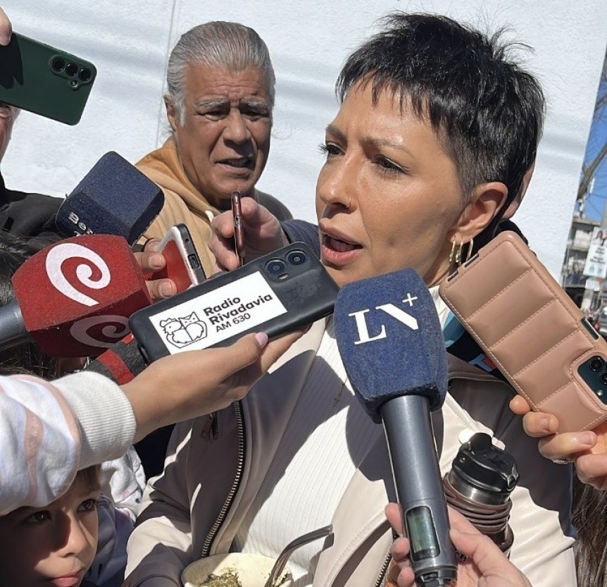 El voto de Mayra Mendoza: «Hagamos valer nuestro derecho a ejercer el voto y elegir nuestros representantes»