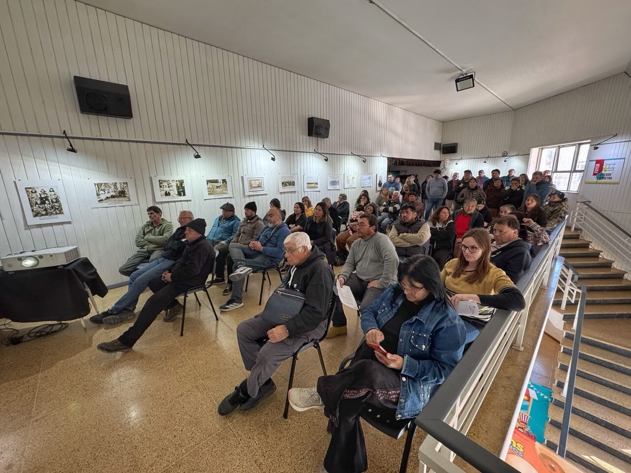 Avanza la obra de gas en el ex IAC: el Municipio informó a los vecinos sobre el proyecto
