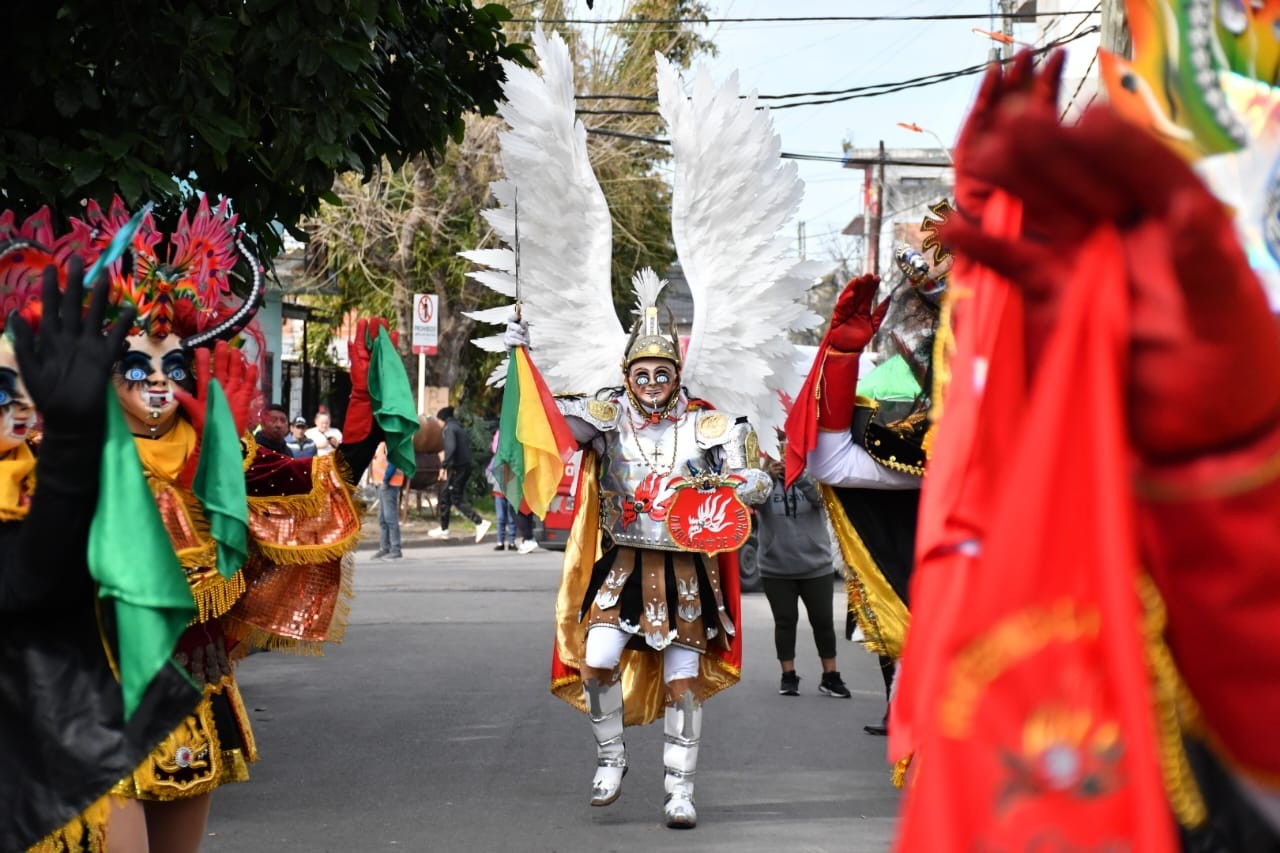 VIRGEN DE COPACABANA EN MORON 5.jpg