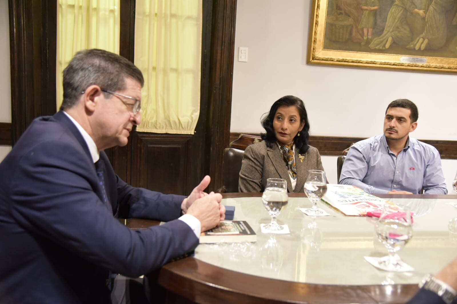 VISITA1.jpeg VISITA1.jpeg