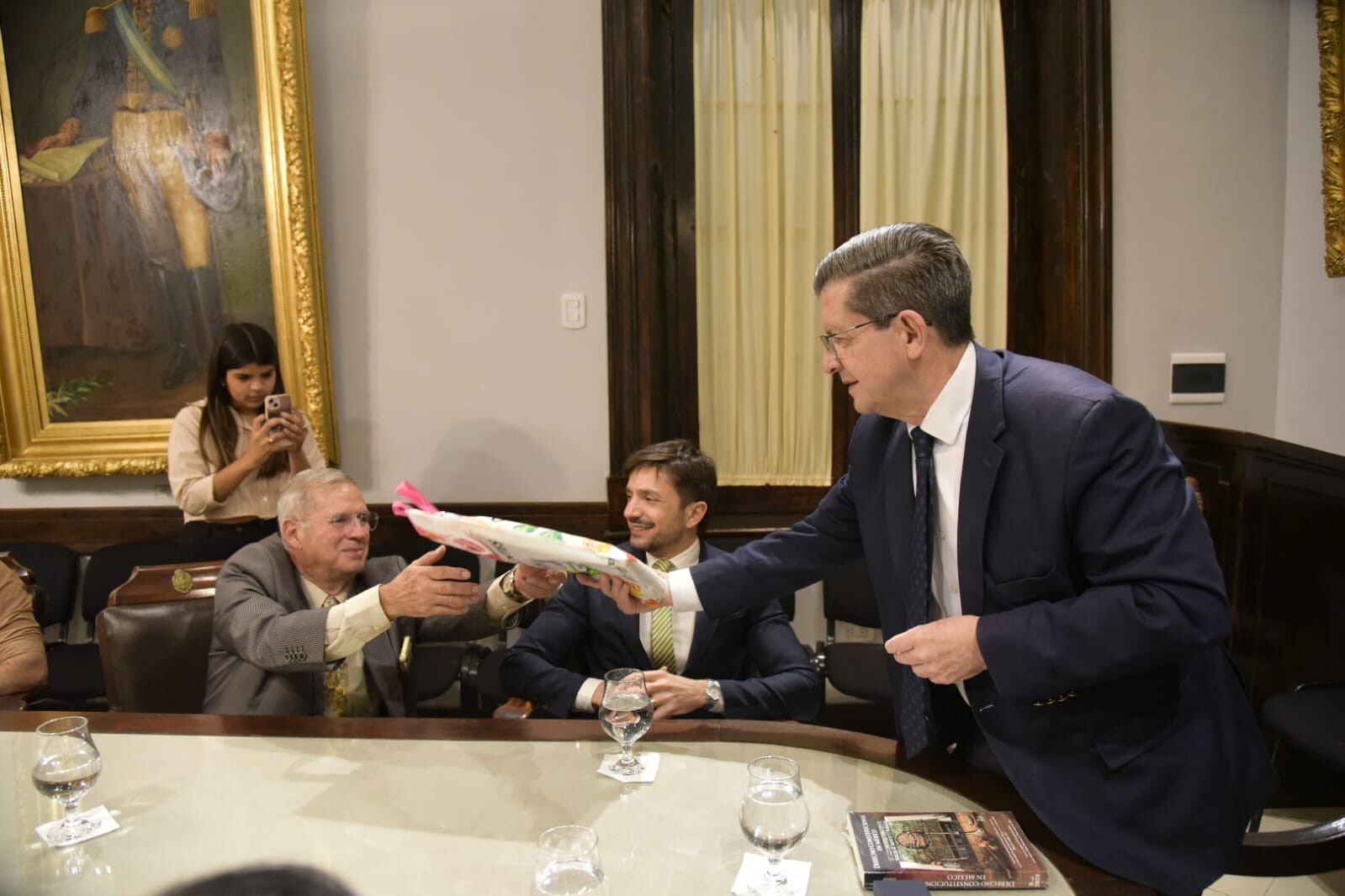 VISITA3.jpeg AUDIENCIA INSTITUCIONAL Braillard Poccard recibió a catedráticos de la Universidad Nacional de México