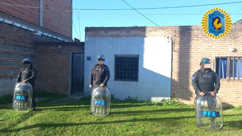 VIVIVENDA PFA.webp Estafas Digitales Corrientes: la Federal realizó un allanamiento por millonarias estafas por Marketplace