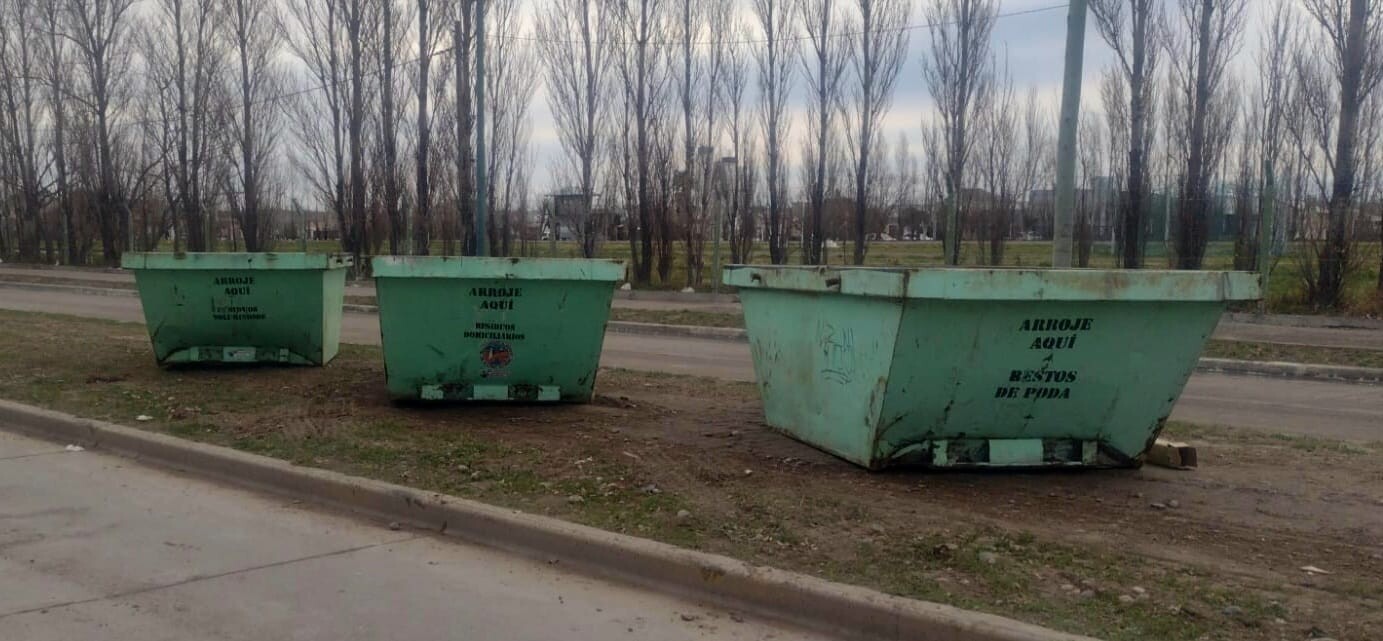 La Municipalidad de Rawson instaló los volquetes del programa Eco Capital en el sector norte de la ciudad