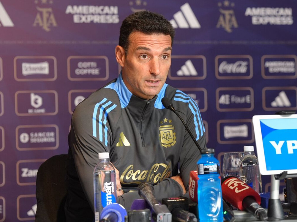 SCALONI: MOLESTO POR EL AMISTOSO