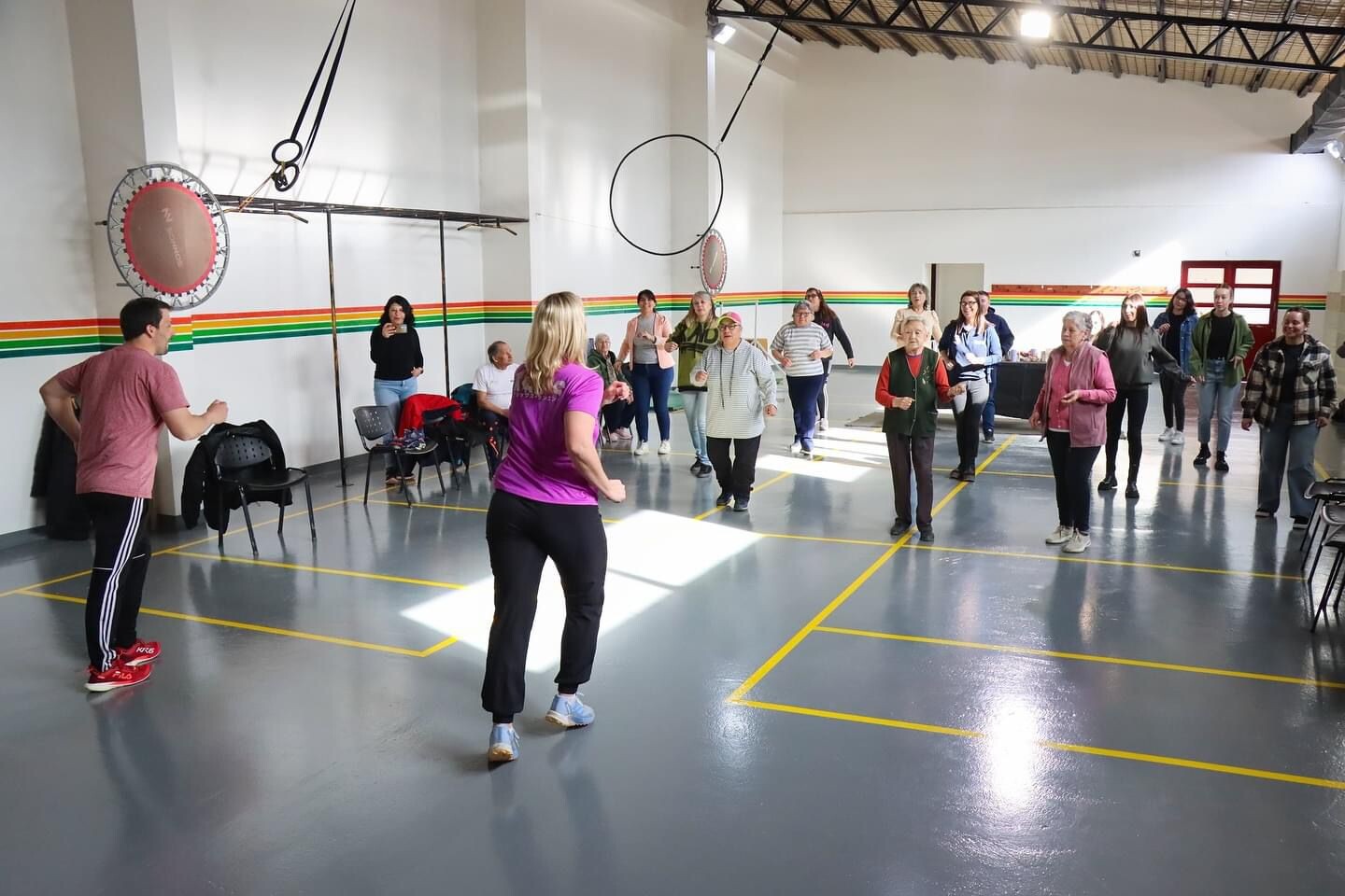 TOLHUIN CELEBRÓ EL DÍA DEL BASTÓN VERDE CON UN ENCUENTRO RECREATIVO INCLUSIVO