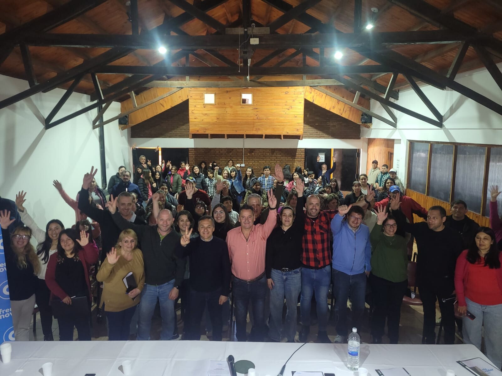 Encuentro Provincial del Frente Renovador en Corcovado: Fortalecimiento y Proyección Nacional