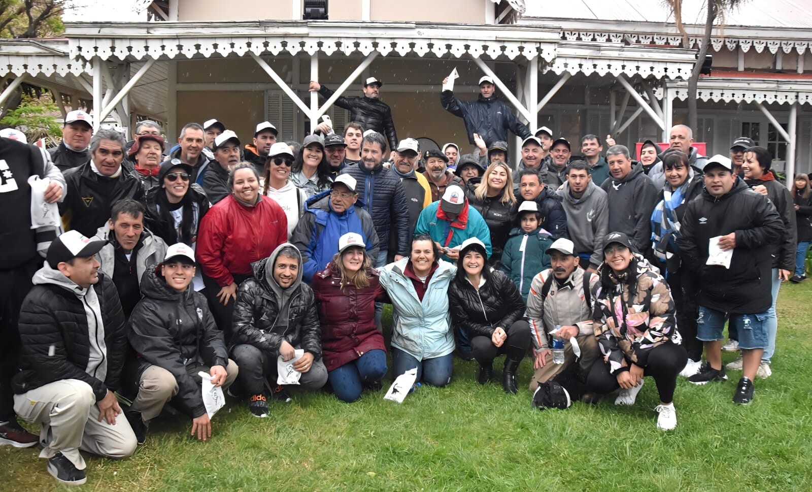 Con reconocimientos y homenajes cerró la Doble Camarones-Caravana del Recuerdo