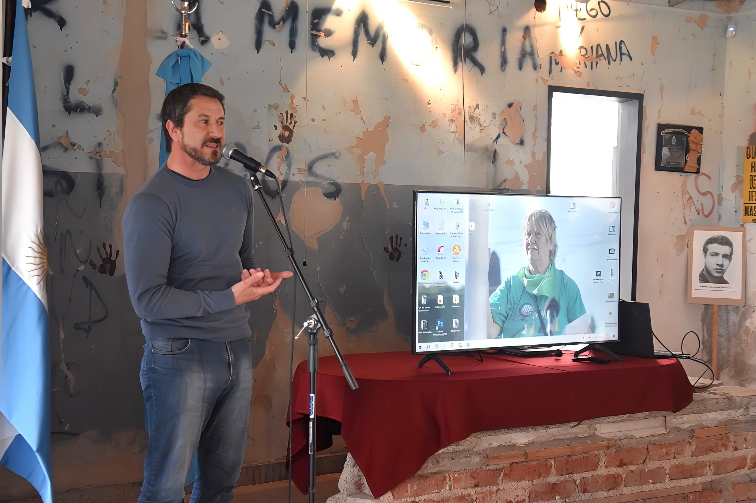 Merino participó de la inauguración de la sala de exposición «Hilda Magdalena Fredes: una mujer, todas las luchas»