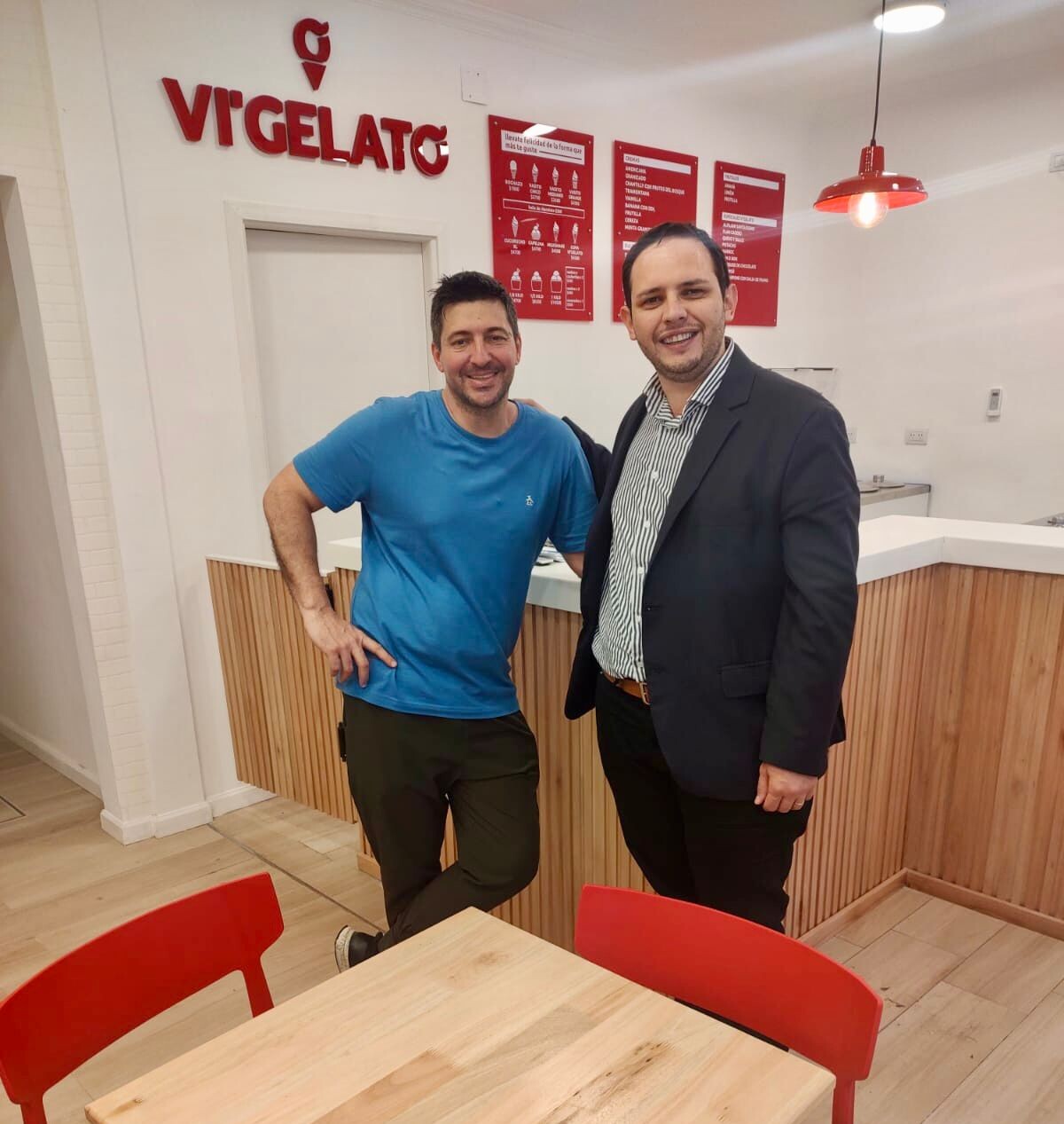 El Intendente Marega Visitò La Nueva Sucursal De Vi’gelato En Santa Fe