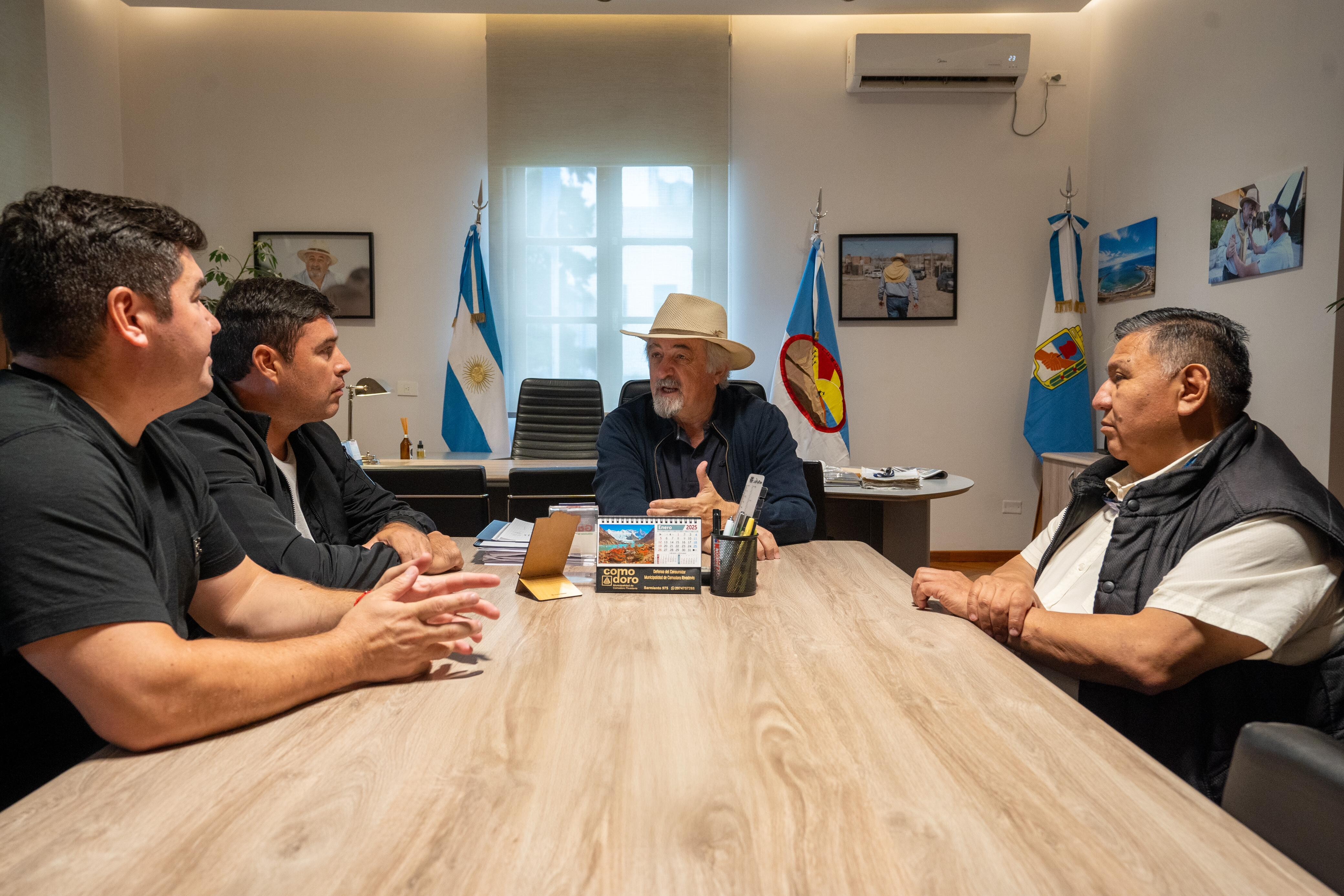 Othar y Avila acordaron trabajar por la estabilidad de los vecinos