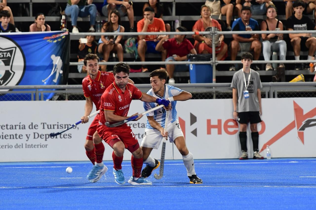 ARRANCÓ UNA NUEVA FECHA DEL FIH PRO LEAGUE DE HOCKEY EN EL ESTADIO PROVINCIAL