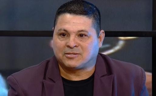 «De la adversidad a la fama: La inspiradora historia de Consentimiento»