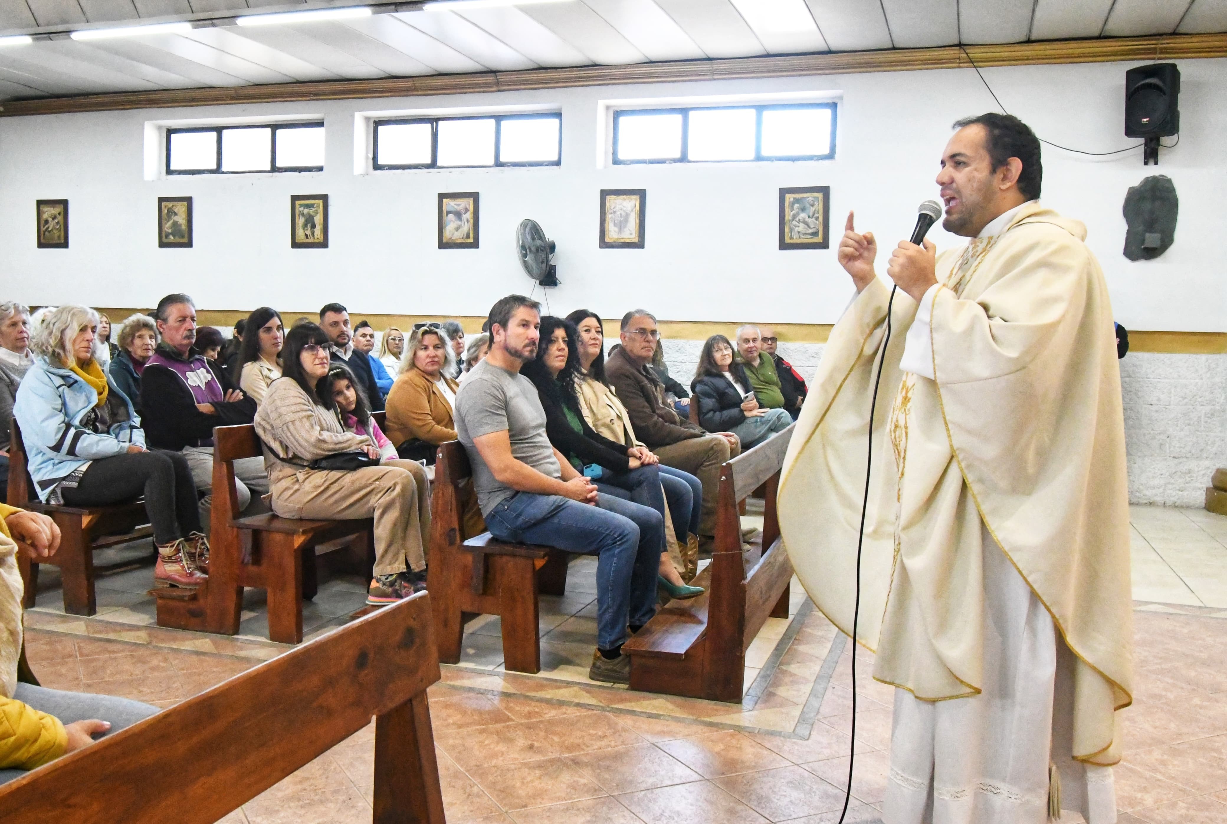 Merino participó de la Misa de Resurrección: “Momento de dar gracias, renovar esperanzas, pedir paz y salud”