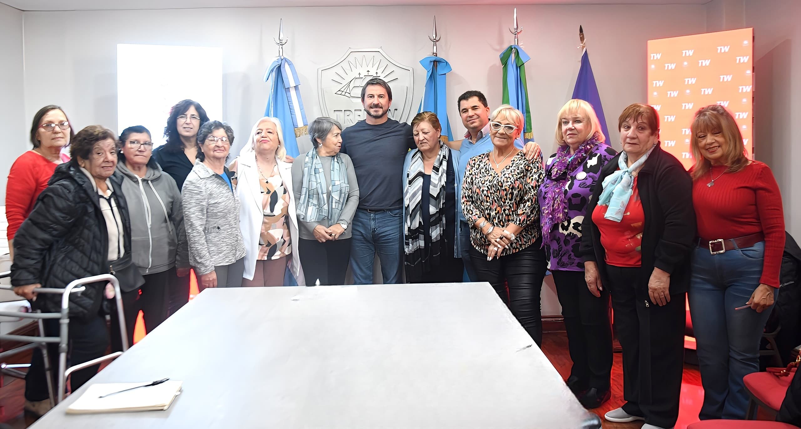 Merino y el Consejo de Adultos Mayores profundizaron agenda de políticas conjuntas