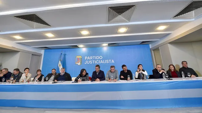Terminó reunión del PJ: acordaron acciones en todo el país para repudiar la condena a Cristina Kirchner