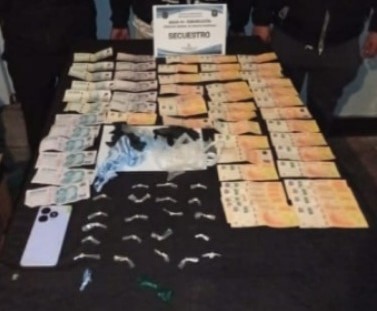WhatsApp-Image-2025-07-04-at-11.09.20-AM-1.jpeg La Policía desbarató tres bocas de expendio de droga en Embarcación