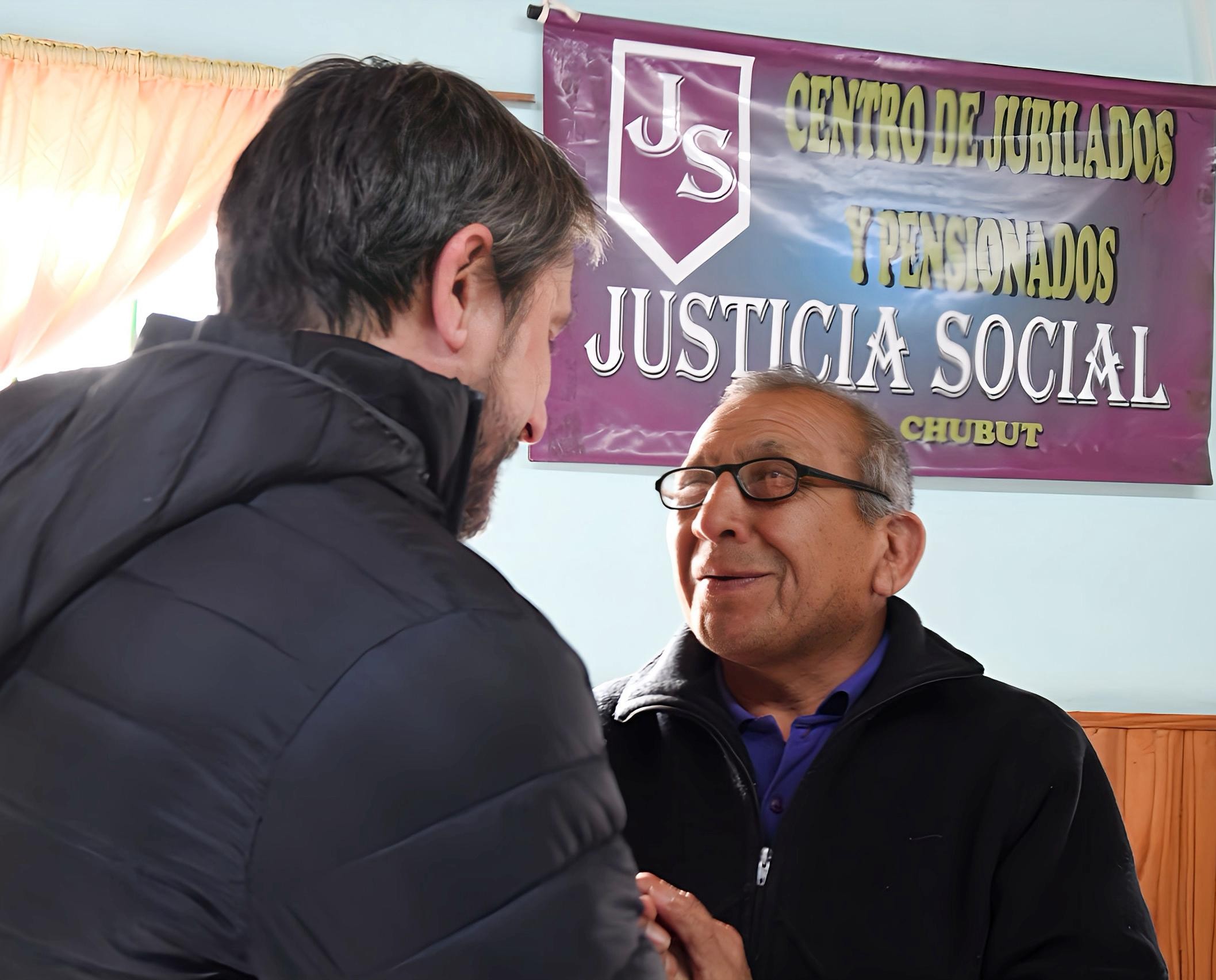 El centro de jubilados Justicia Social mejora su sede con apoyo del Municipio