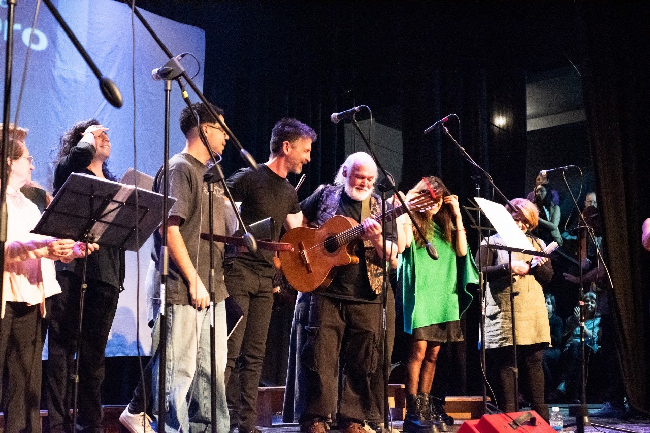 Provincia y las Municipalidades de Esquel y Trevelin homenajearon al maestro Jorge de Oro