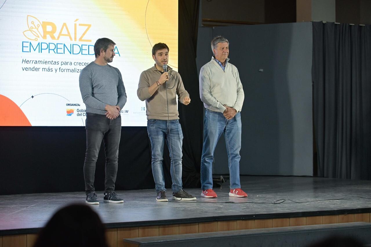 Torres acompañó el cierre de “Raíz Emprendedora” y aseguró que “Chubut es un ejemplo de superación”