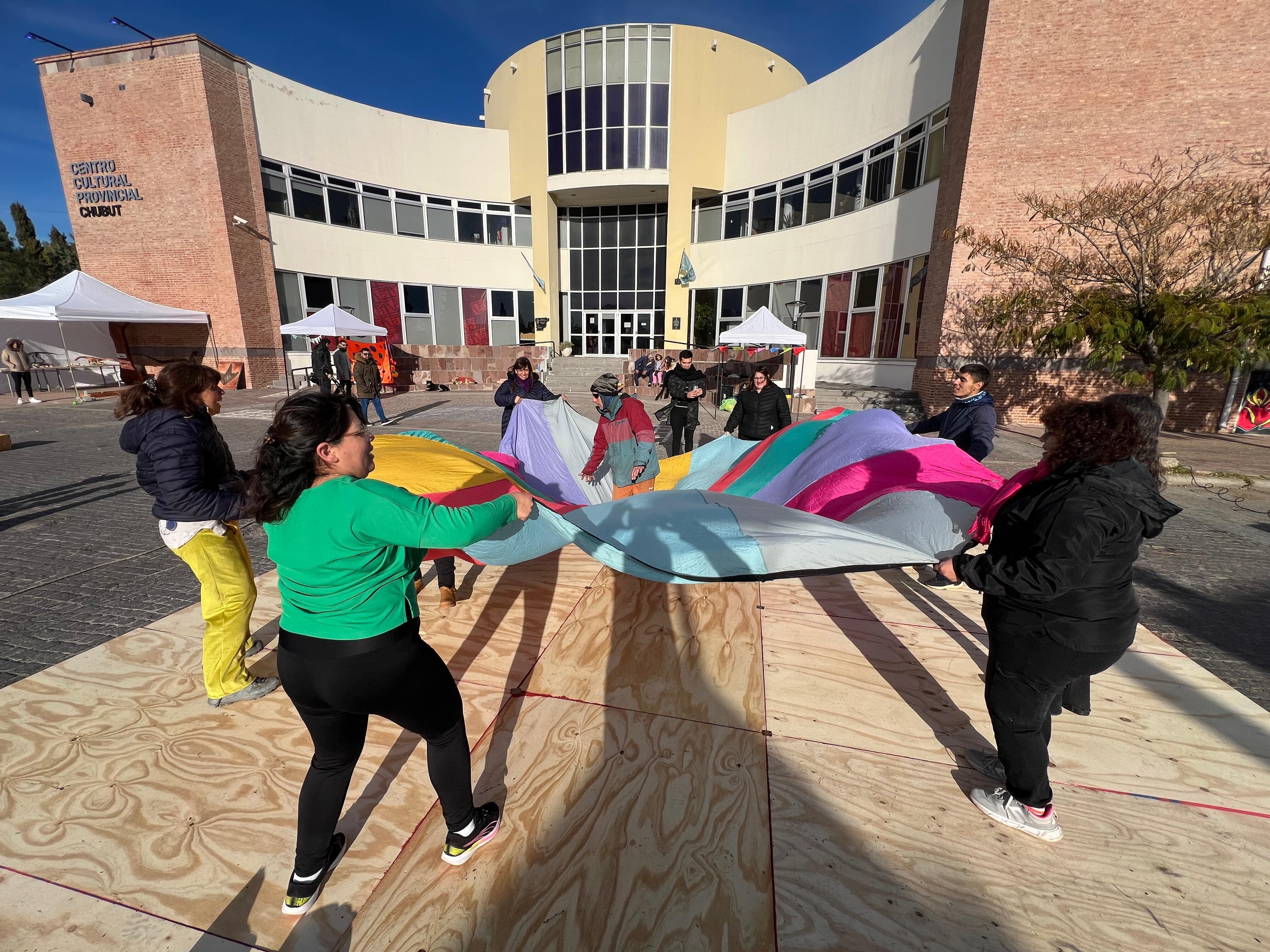Provincia invita a participar de la propuesta “La Calle Juega” en Rawson