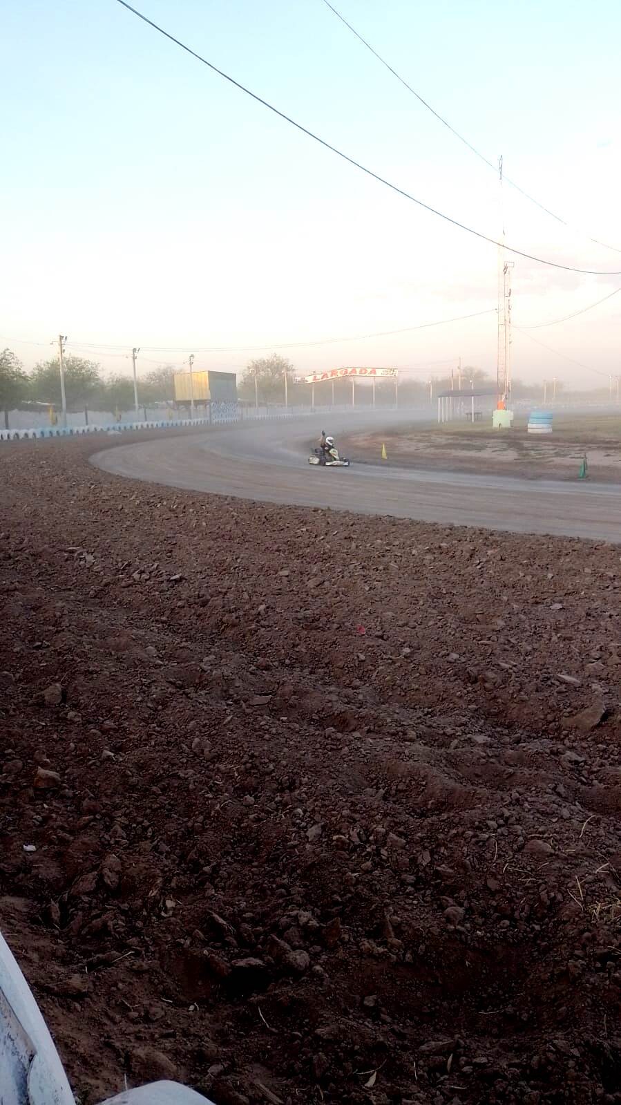 WhatsApp Image 2025-10-11 at 19.00.29.jpeg Colonia Dora se prepara para el rugir de motores