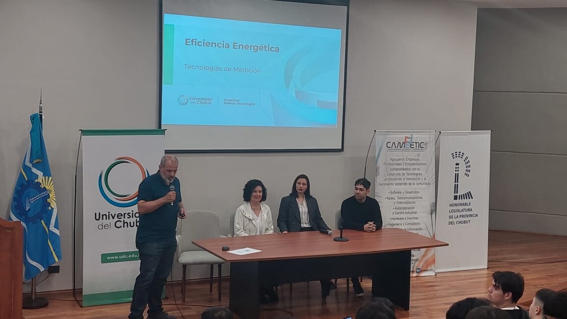 WhatsApp Image 2025-10-16 at 08.50.06.jpeg Encuentro TIC Chubut 2025: tecnología, conocimiento y comunidad en Rawson