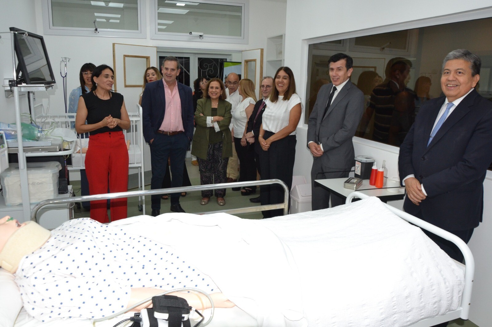 SE INAUGURÓ EN HUMANIDADES UN CENTRO DE SIMULACIÓN CLÍNICA