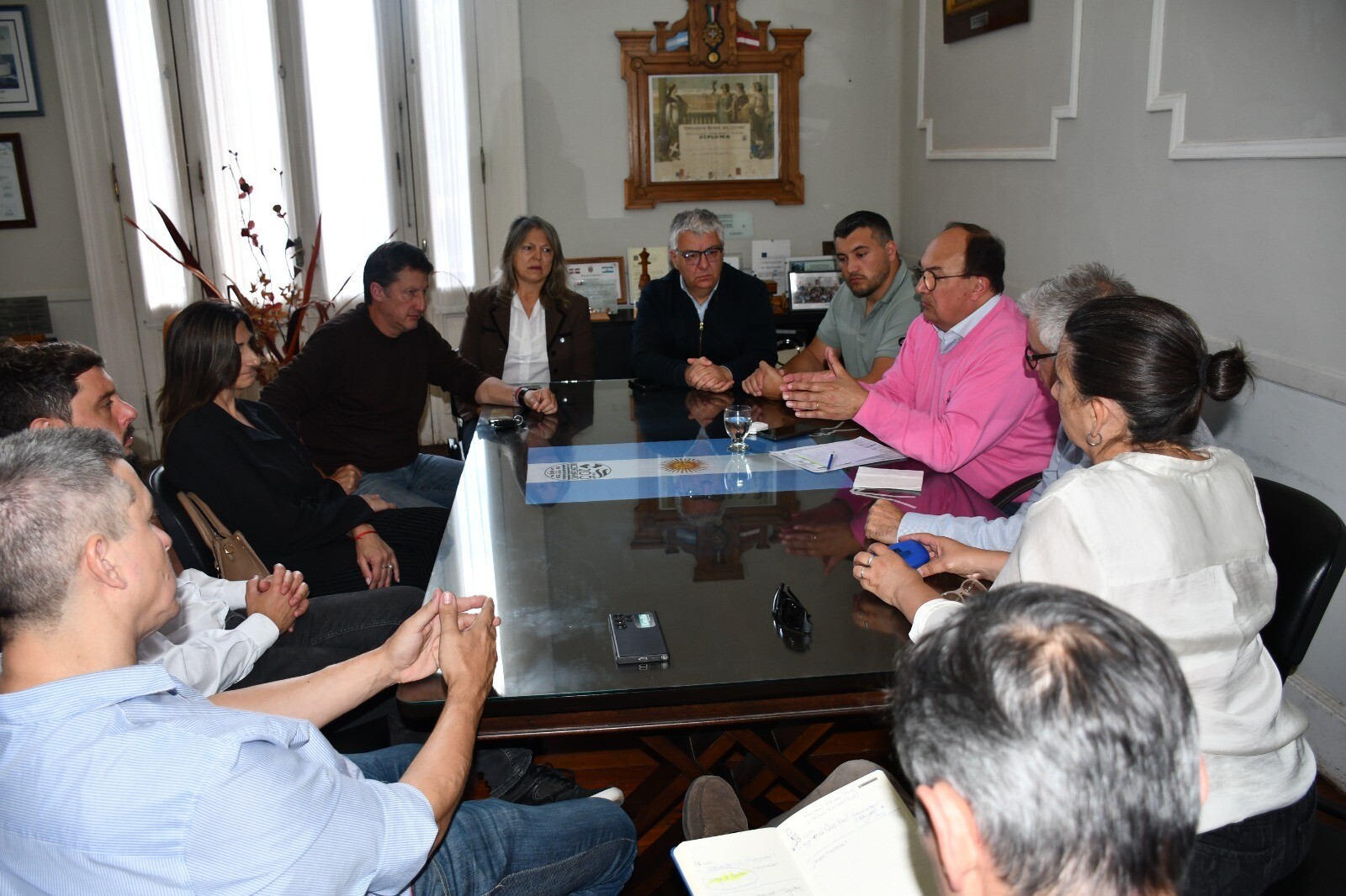 REUNIÓN DE TRABAJO CON LOS CONCEJALES DE LA LIBERTAD AVANZA