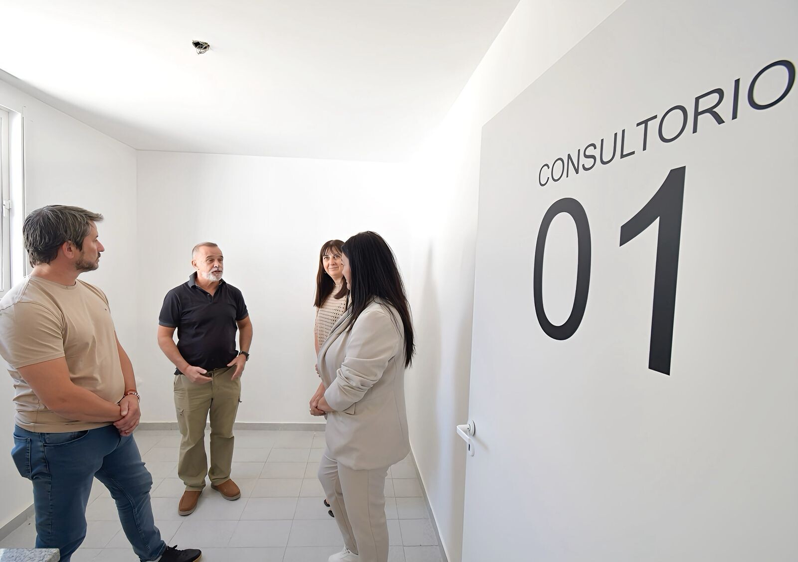 Primer centro vacunatorio y oficinas de discapacidad municipal