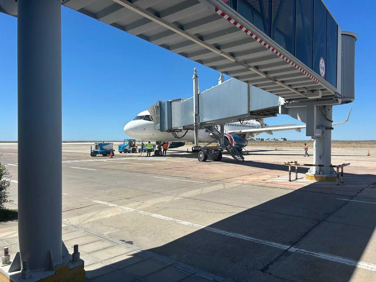 El aeropuerto de Trelew ya cuenta con la manga operativa