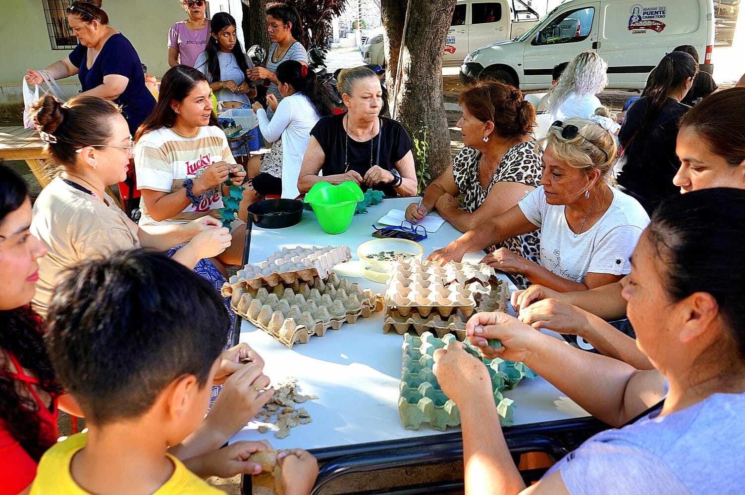 Se realizó con éxito el Taller de Elaboración de Sahumerios en la Parroquia de Lourdes