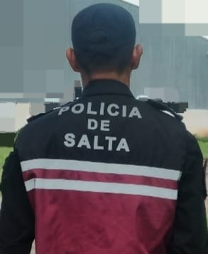 Sustrajeron productos de un supermercado y fueron demorados