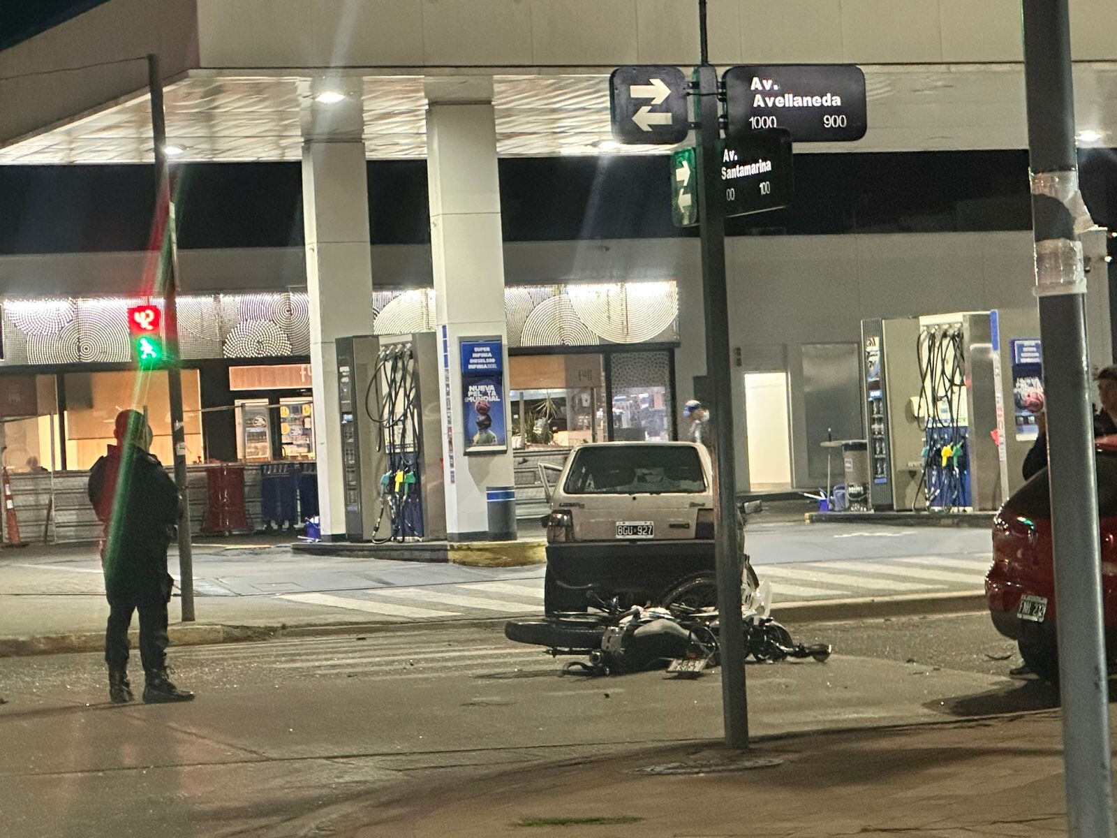 Un accidente en Santamarina y Avellaneda dejó como saldo un motociclista herido