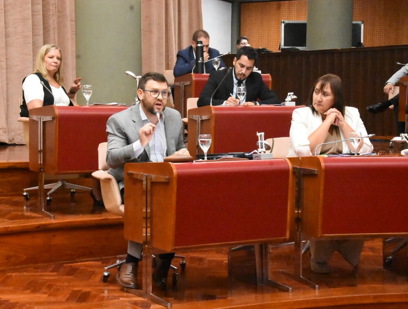 Es preocupante la falta de compromiso democrático por parte del bloque que responde al gobernador Ignacio Torres