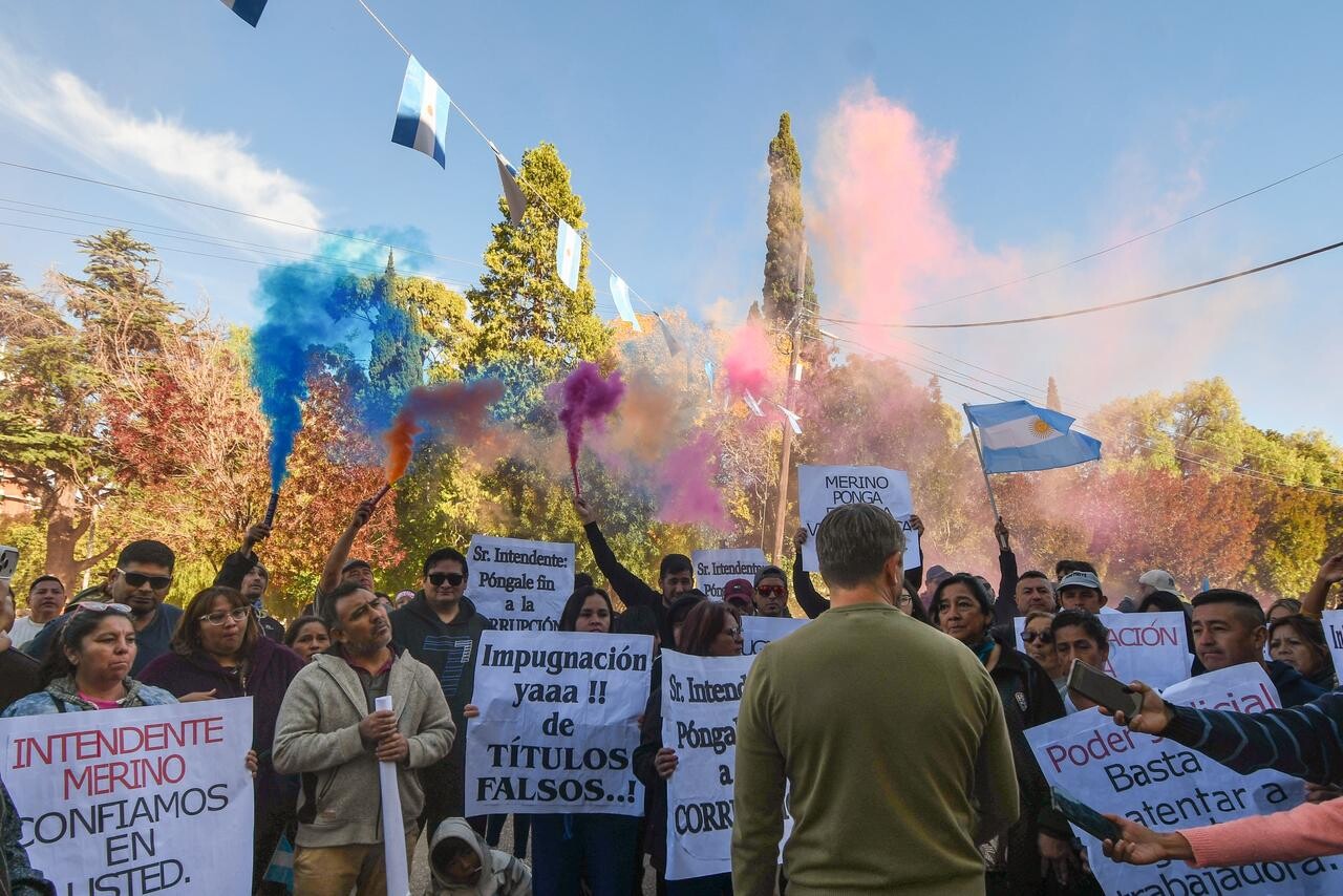 Merino recibió a familias de la Chacra 26 y presentó un relevamiento solicitado por la Justicia