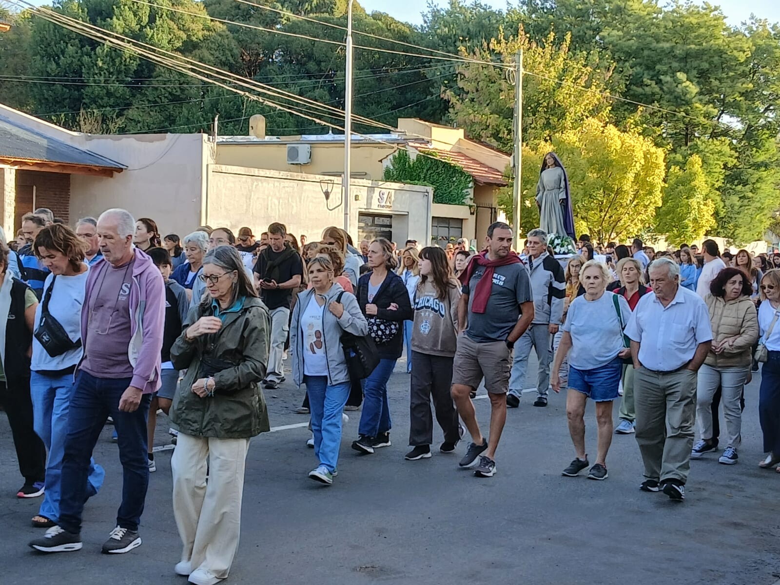 Procesión del Santo Entierro: Tandil vivió un Viernes Santo de fe, reflexión y unidad