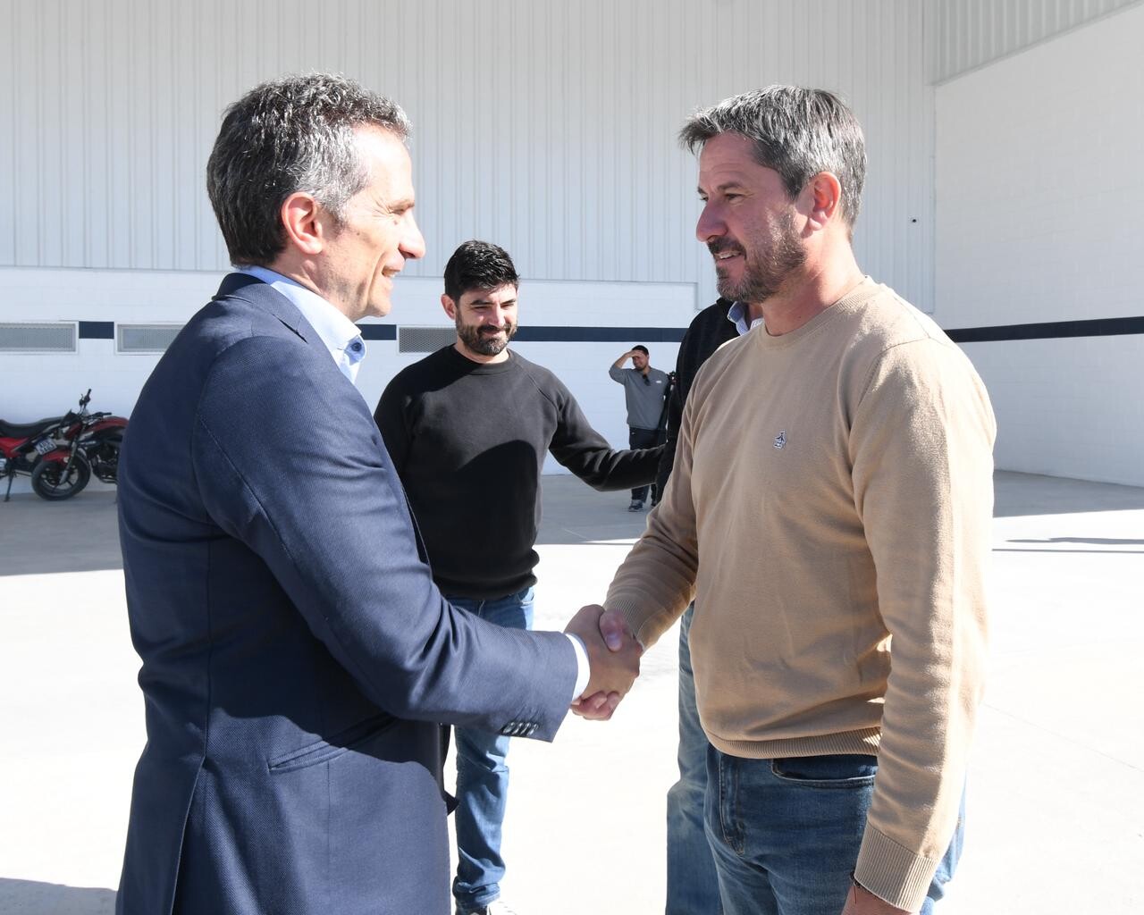 Merino destacó la generación de empleo local que impulsará la apertura de Maxiconsumo