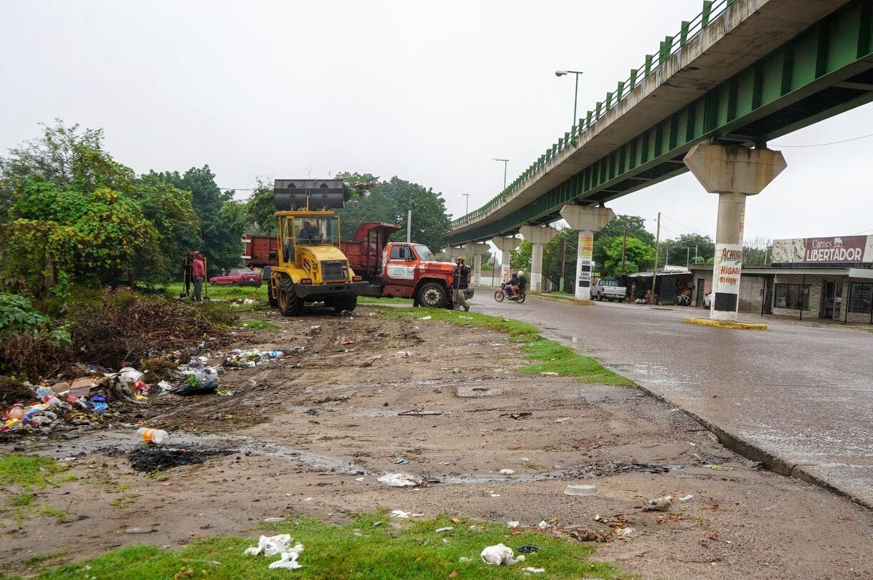 El municipio intensifica los trabajos de higiene en toda la ciudad ante las lluvias