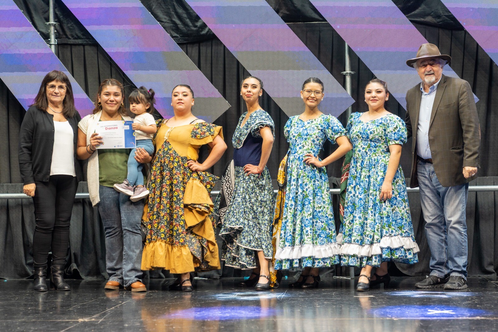 Comodoro celebró el Día de la Danza con una convocatoria histórica en el Centro Cultural