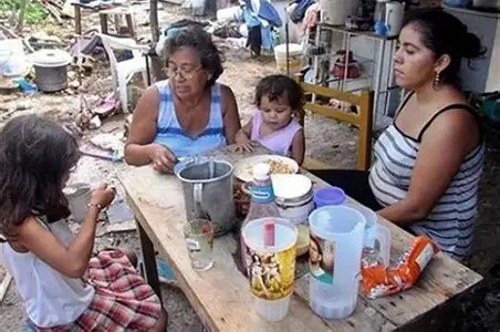WhatsApp Image 2026-04-26 at 13.11.15 (1).jpeg En Corrientes una familia necesita más de ,1 millón para no ser pobre y más de 0 para no ser indigente