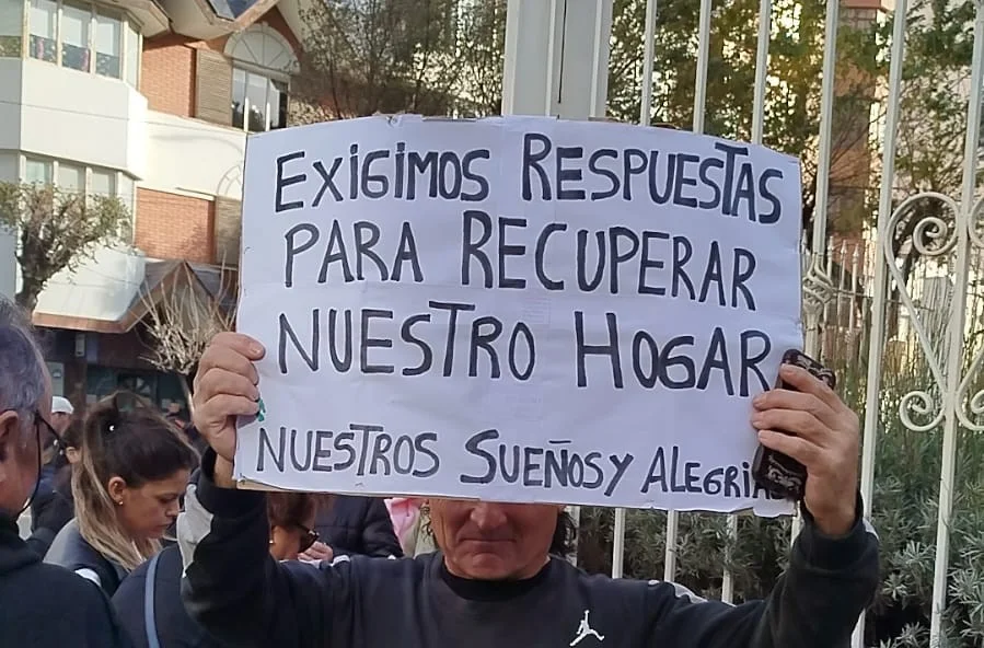 “Fuimos construyendo nuestras casas con esfuerzo y ahora no nos quedó nada”